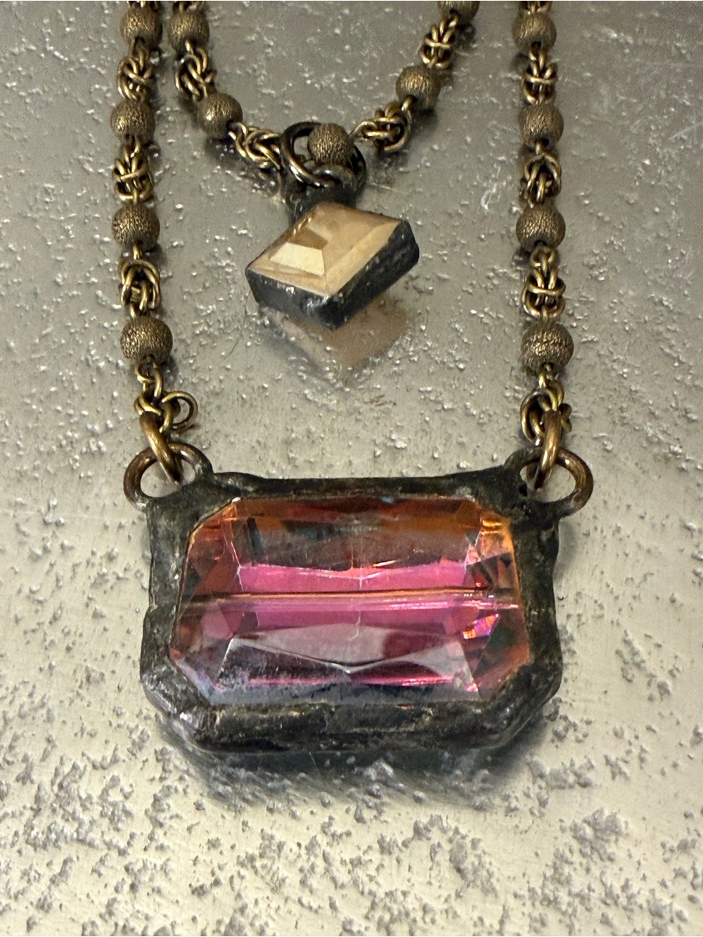 Vintage-Inspired Reversible Pink & Green Pendant Necklace - Picture 7 of 14